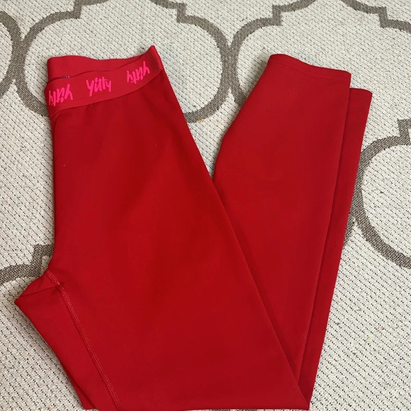 Fabletics Yitty Major Label Shaping High Waist Logo Legging 7/8 - Picture 4 of 12